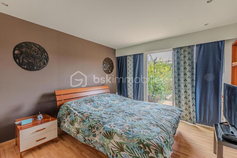 Villa - 229 m² - 6 pièces