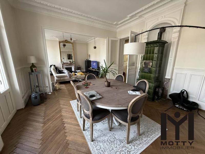Appartement - 132 m² - 4 pièces
