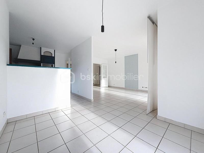Appartement - 86 m² - 4 pièces