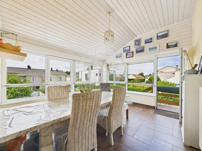 Duplex - 122 m² - 6 pièces