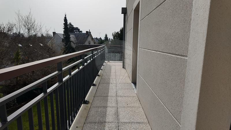 Appartement - 80 m² - 4 pièces