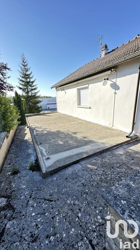 Maison - 228 m² - 9 pièces
