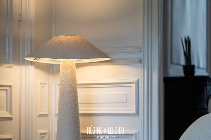 Maison - 167 m² - 8 pièces