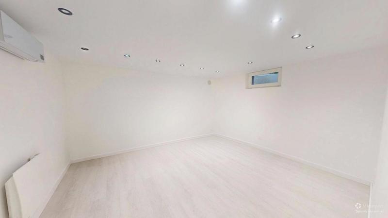 Maison - 203 m² - 8 pièces