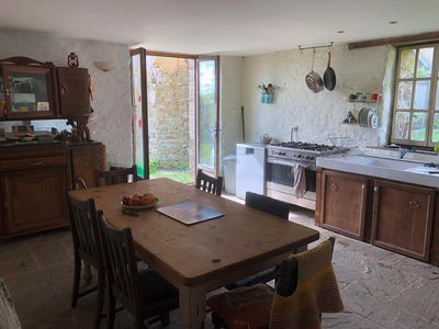 Maison - 180 m² - 5 pièces