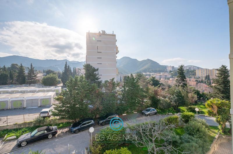 Appartement - 65 m² - 4 pièces