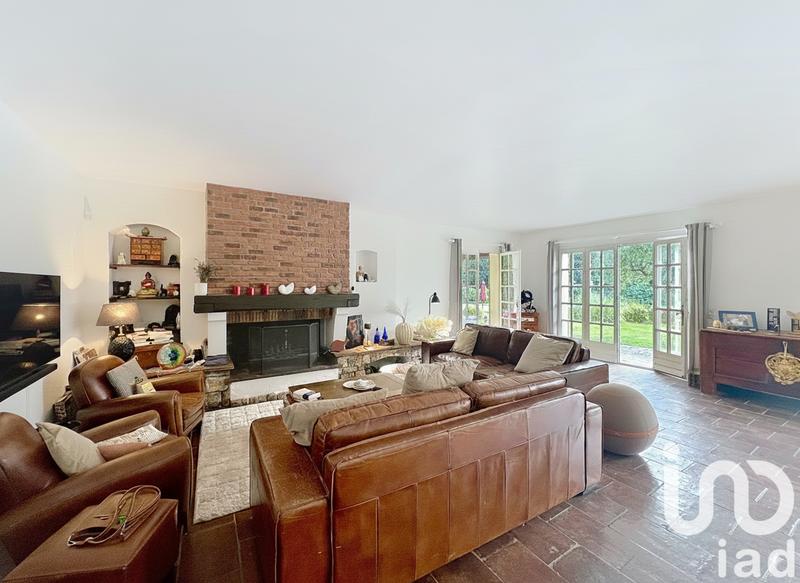 Maison - 270 m² - 6 pièces