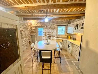 Maison de village - 112 m² - 5 pièces