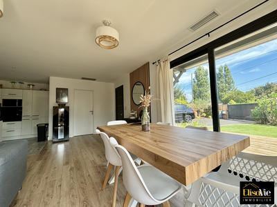 Maison - 105 m² - 5 pièces