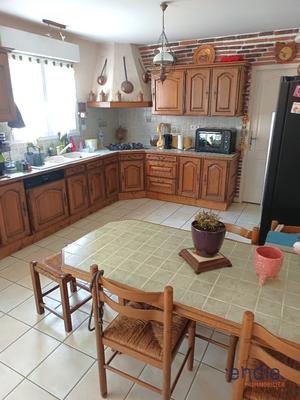 Maison - 137 m² - 6 pièces