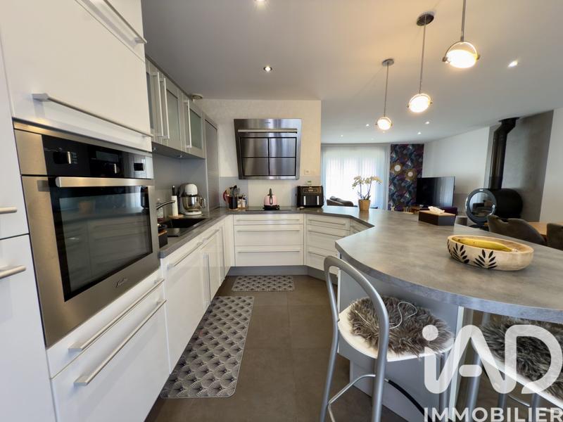 Maison - 100 m² - 5 pièces