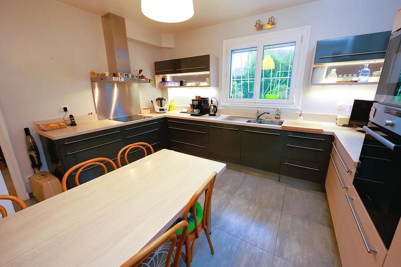 Maison - 167 m² - 7 pièces