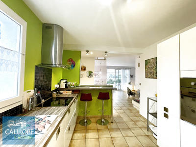 Maison - 104 m² - 4 pièces