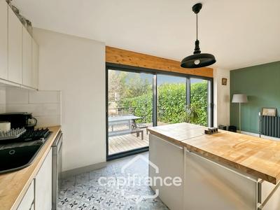 Maison - 102 m² - 4 pièces