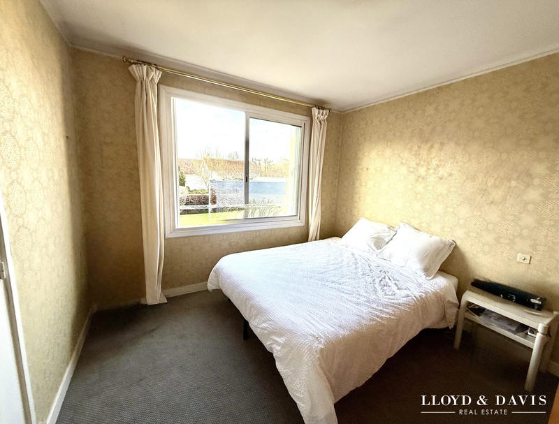 Maison - 178 m² - 8 pièces