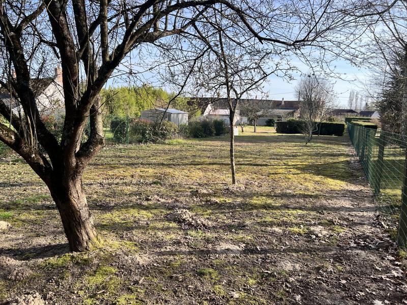Terrain - 1 079 m²