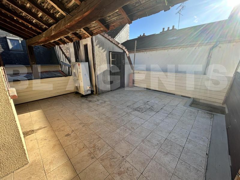 Local commercial - 199 m² - 4 pièces