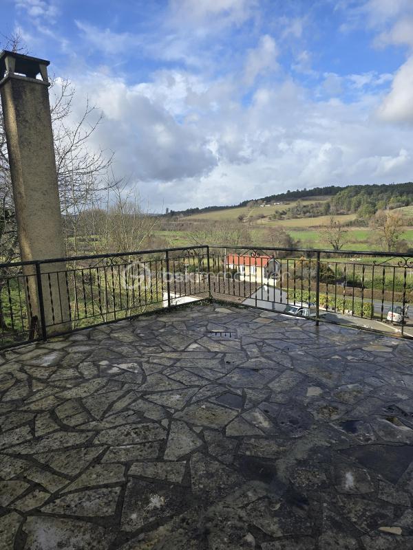 Maison de village - 115 m² - 4 pièces