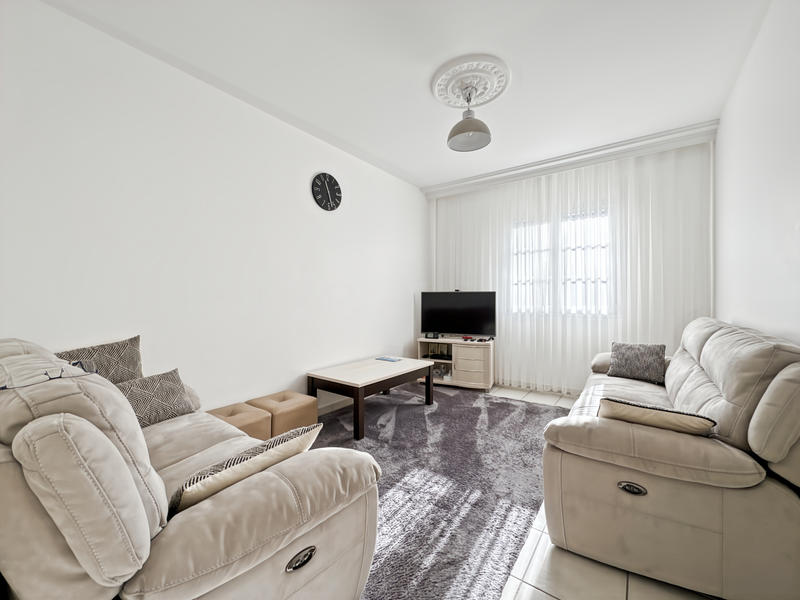 Maison - 152 m² - 6 pièces