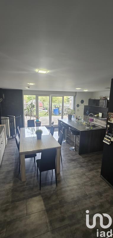 Maison - 155 m² - 6 pièces