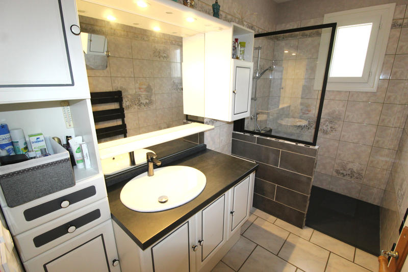 Maison - 115 m² - 6 pièces