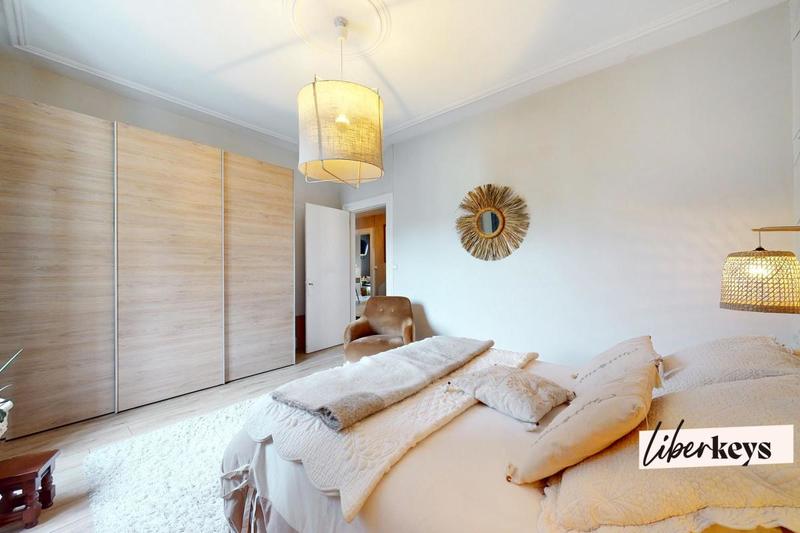 Appartement - 111 m² - 3 pièces