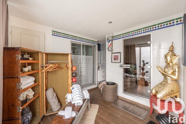 Maison de maîtres - 330 m² - 4 pièces