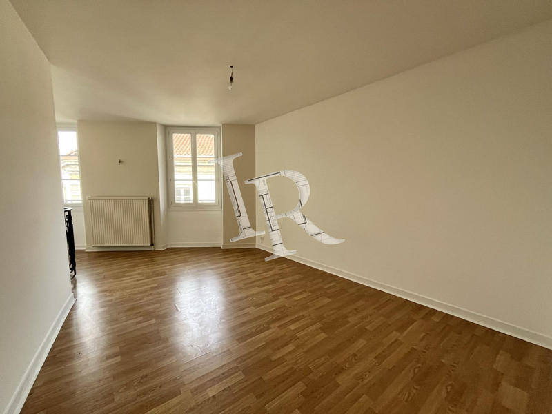 Appartement - 66 m² - 2 pièces