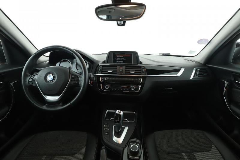 Bmw Série 1 118i Lounge Bva8 5p 136 ch