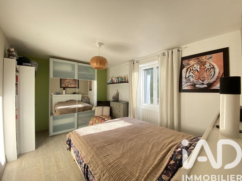 Maison - 211 m² - 9 pièces