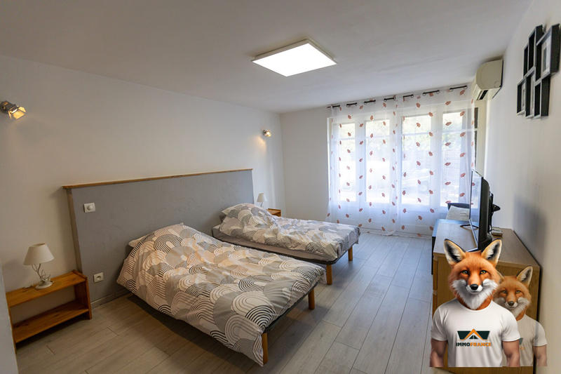 Maison - 135 m² - 6 pièces