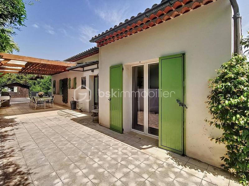 Villa - 140 m² - 6 pièces