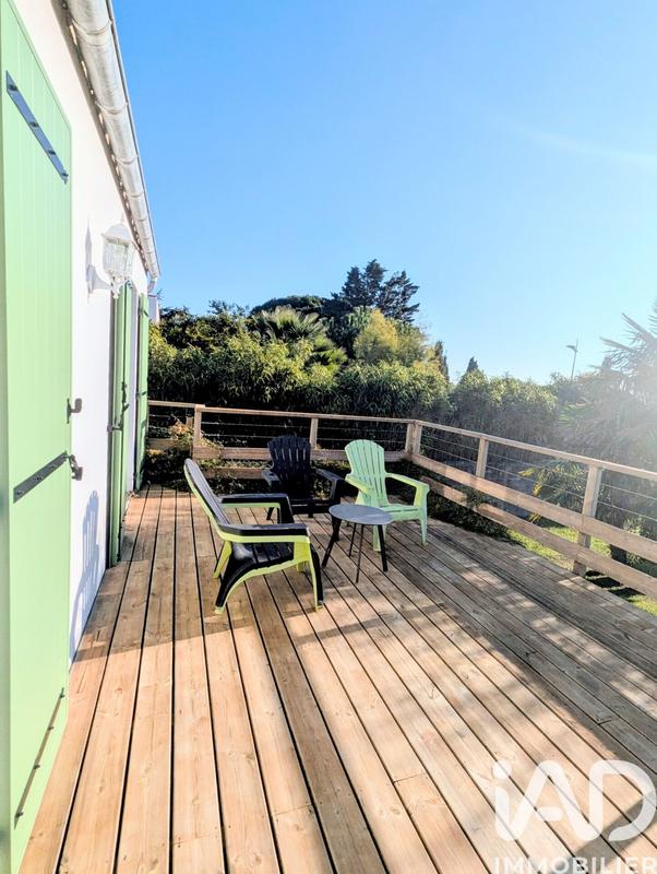 Maison - 219 m² - 9 pièces