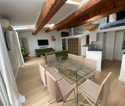 Appartement ancien - 104 m² - 4 pièces