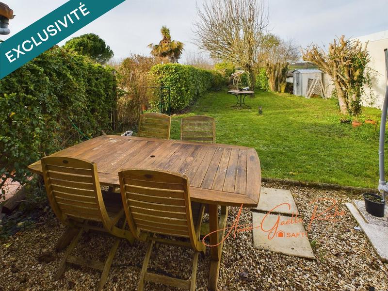 Maison - 300 m² - 16 pièces