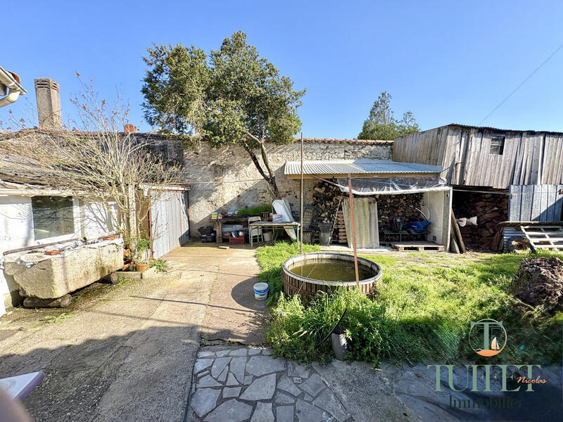 Maison - 110 m² - 6 pièces