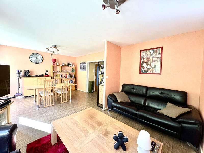 Appartement - 86 m² - 4 pièces