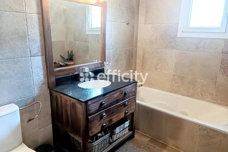 Maison - 114 m² - 6 pièces