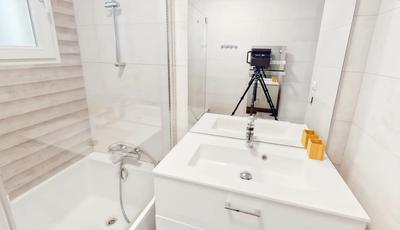 Appartement - 85 m² - 5 pièces