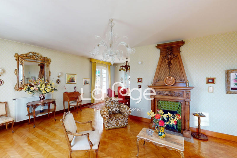 Maison - 154 m² - 6 pièces