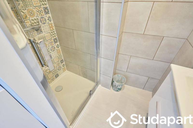 Chambre - 15 m² - 1 pièce