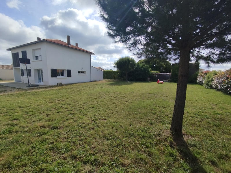 Maison - 139 m² - 6 pièces