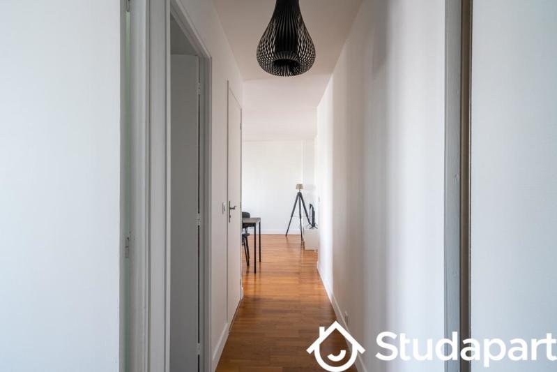 Chambre - 31 m² - 1 pièce