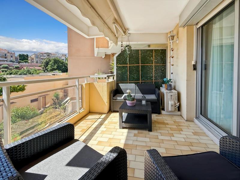 Appartement - 85 m² - 4 pièces