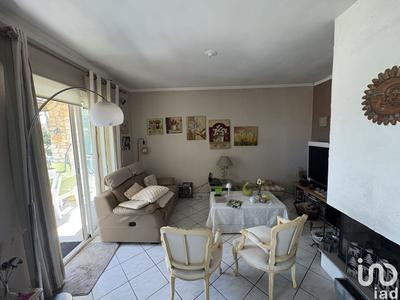 Maison - 200 m² - 7 pièces