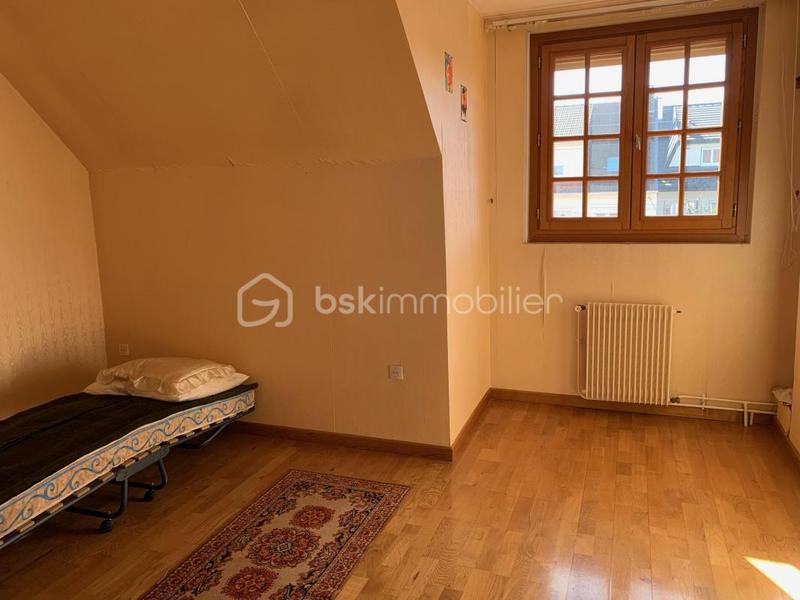 Maison - 145 m² - 8 pièces