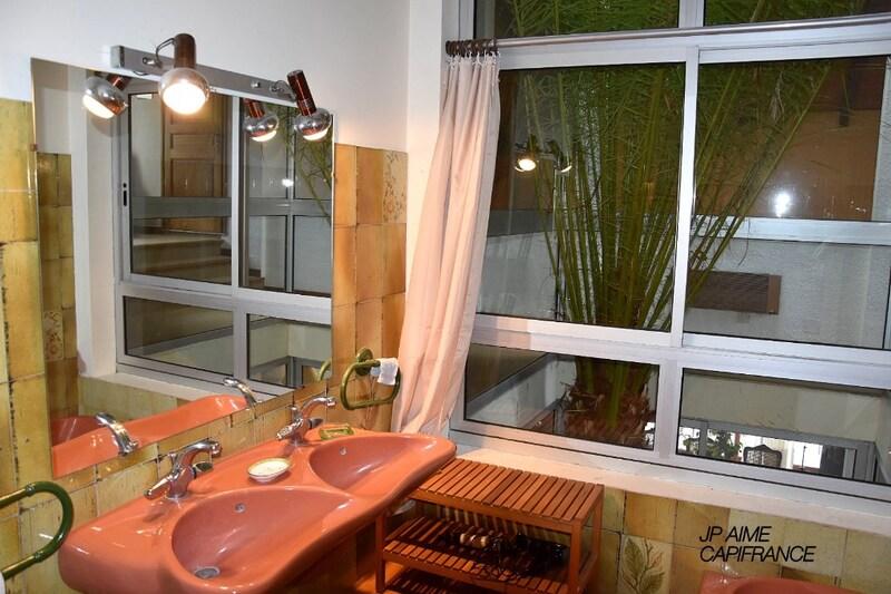 Maison - 200 m² - 8 pièces