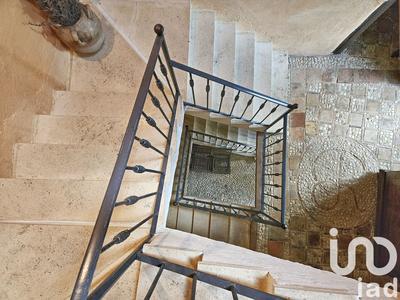 Maison - 365 m² - 7 pièces