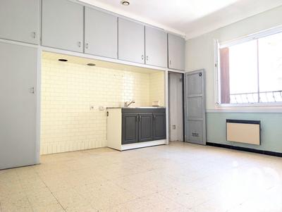 Appartement - 100 m² - 4 pièces