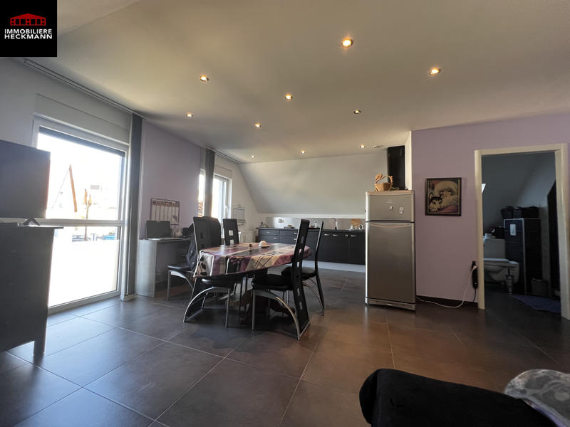 Maison - 234 m² - 7 pièces